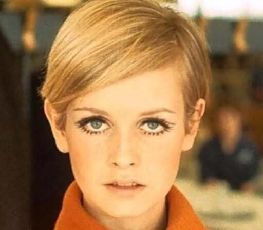 See iconic model Twiggy now at 76