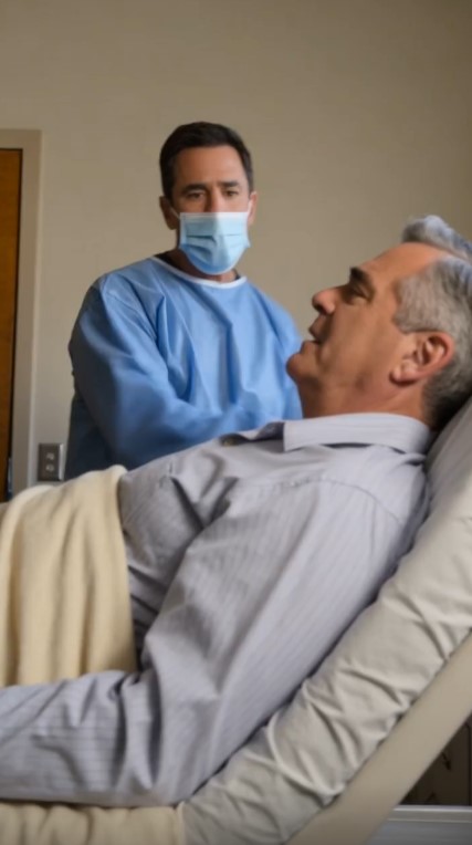 Surgeon Recognized the Stranger Who Helped Him 26 Years Ago—Then a Teenager Revealed Why His Mother Had Been Searching for Them Both