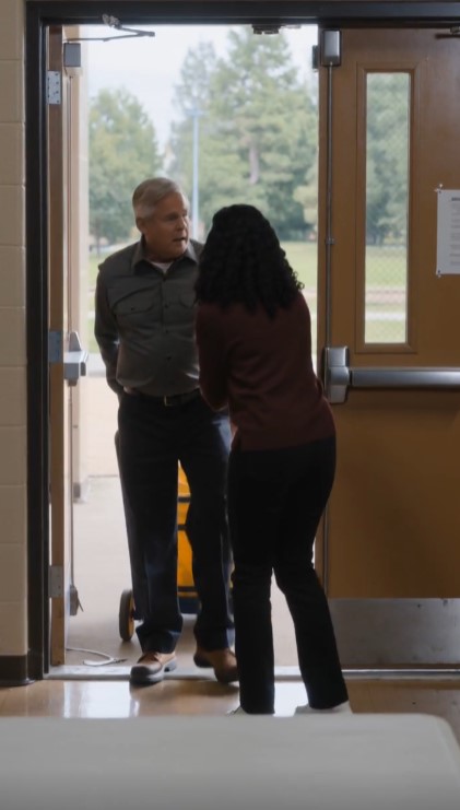 A School Janitor Was Honored at Graduation—Then a Former Student Revealed the Truth About One Winter Night