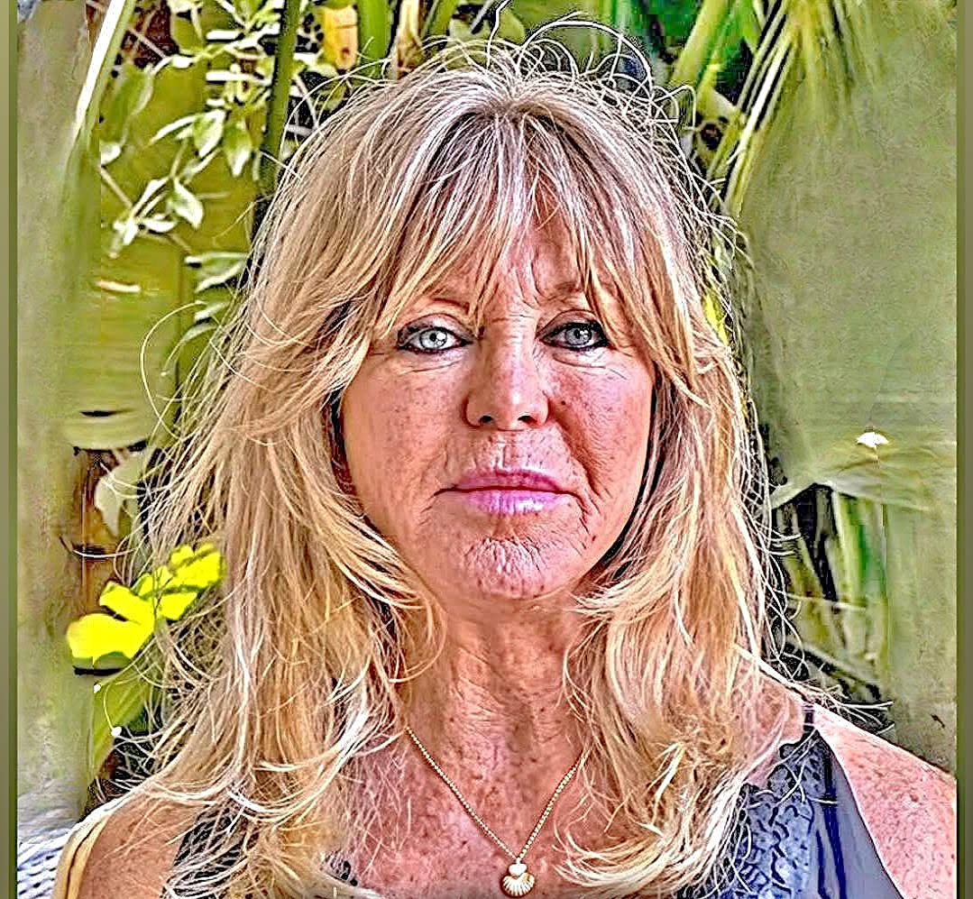Goldie Hawn Turns 80 — Her Timeless Beauty and Simple Secrets